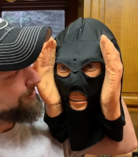 LAST DAY 49% OFF🔥Scary Peeper Creeper